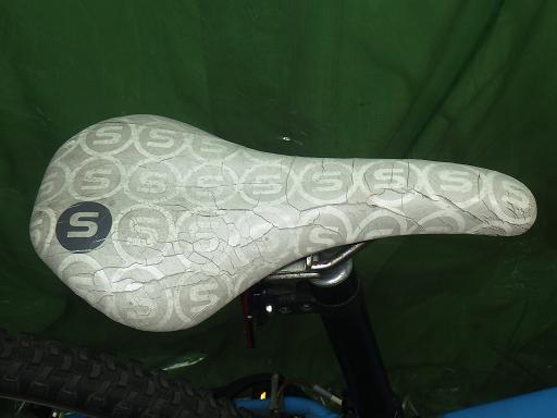 566176001　　クリックすると、もっと大きい画像を表示