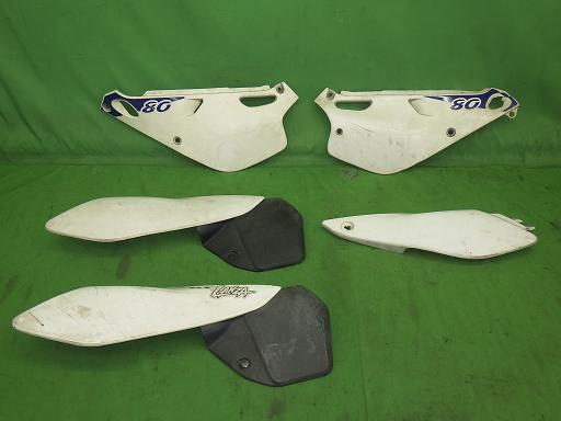 563782001　　クリックすると、もっと大きい画像を表示