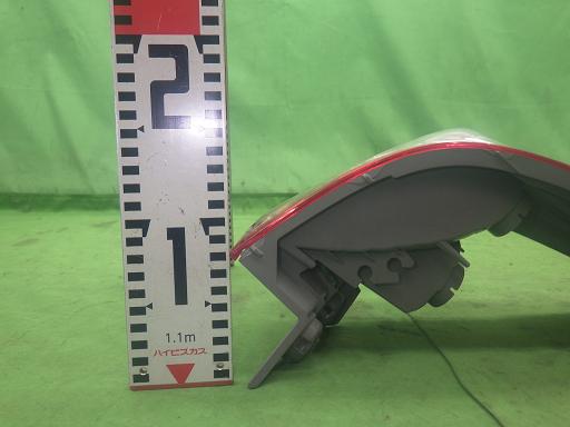 563884002　　クリックすると、もっと大きい画像を表示