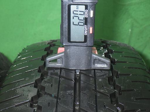 564607001　　クリックすると、もっと大きい画像を表示