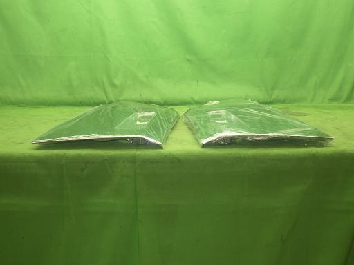 564641004　　クリックすると、もっと大きい画像を表示