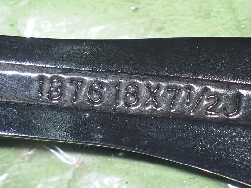 564839002　　クリックすると、もっと大きい画像を表示