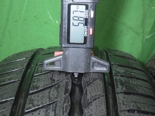 564954004　　クリックすると、もっと大きい画像を表示