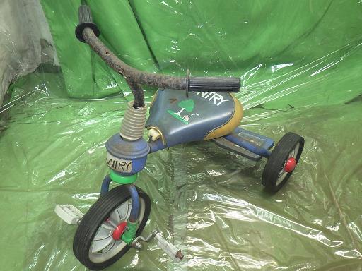 565112001　　クリックすると、もっと大きい画像を表示