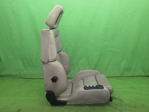 565243004　　クリックすると、もっと大きい画像を表示