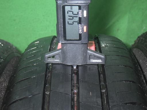 564727001　　クリックすると、もっと大きい画像を表示