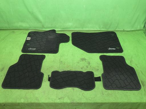 565252004　　クリックすると、もっと大きい画像を表示