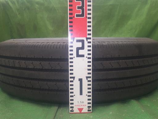 565953003　　クリックすると、もっと大きい画像を表示