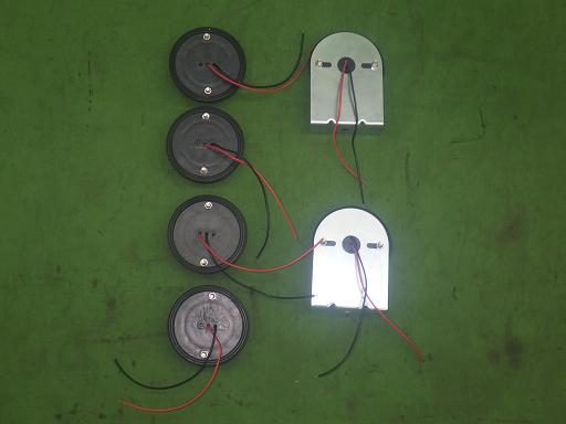 564611003　　クリックすると、もっと大きい画像を表示