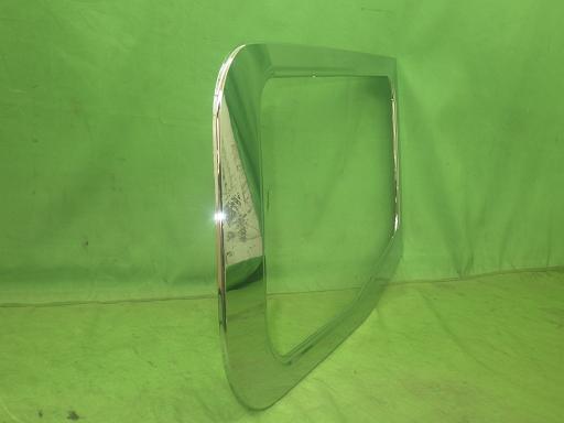 565226008　　クリックすると、もっと大きい画像を表示