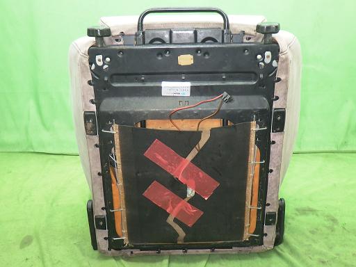 565243004　　クリックすると、もっと大きい画像を表示