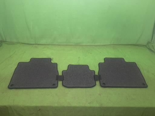 565284001　　クリックすると、もっと大きい画像を表示