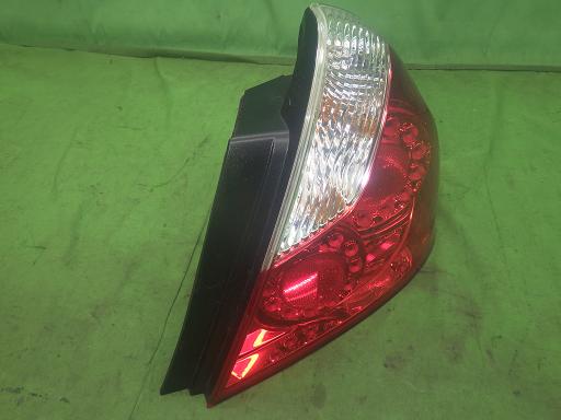 565565001　　クリックすると、もっと大きい画像を表示