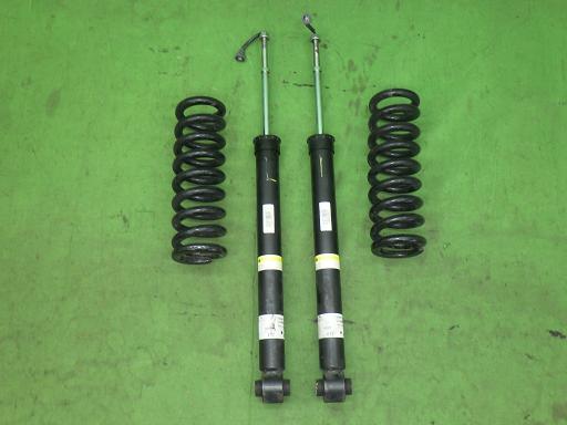 566152001　　クリックすると、もっと大きい画像を表示