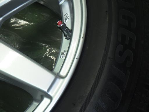 563577001　　クリックすると、もっと大きい画像を表示