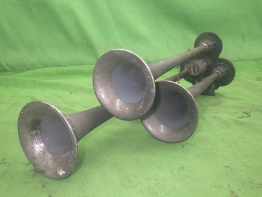 564023002　　クリックすると、もっと大きい画像を表示