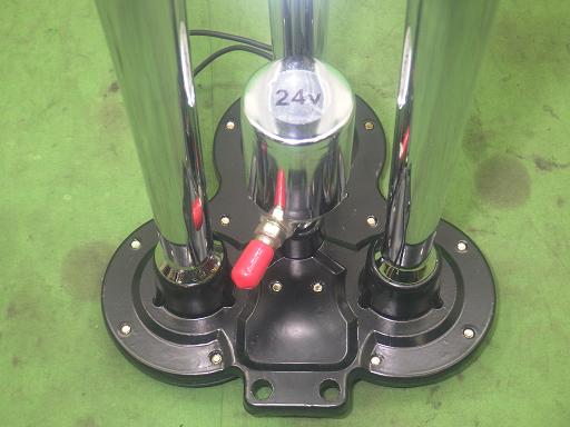 564284001　　クリックすると、もっと大きい画像を表示