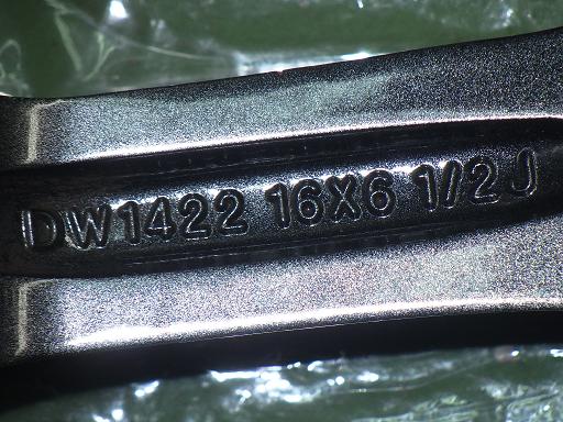 564560001　　クリックすると、もっと大きい画像を表示