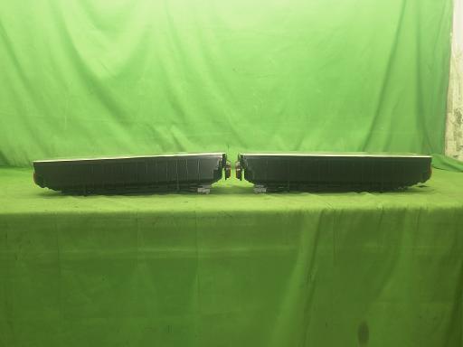 564704001　　クリックすると、もっと大きい画像を表示