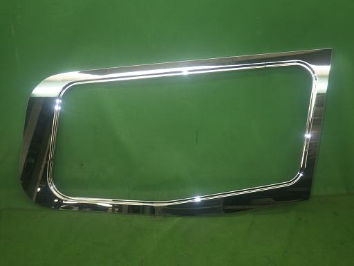 565226008　　クリックすると、もっと大きい画像を表示