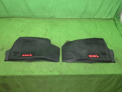 565258007　　クリックすると、もっと大きい画像を表示