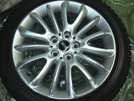 565611001　　クリックすると、もっと大きい画像を表示