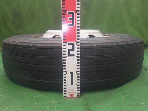 565758004　　クリックすると、もっと大きい画像を表示