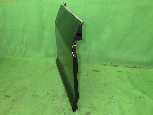 556671032　　クリックすると、もっと大きい画像を表示