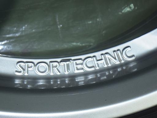 564560001　　クリックすると、もっと大きい画像を表示